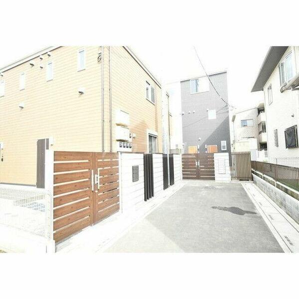 detached 埼玉県上尾市仲町2丁目
地図を見る