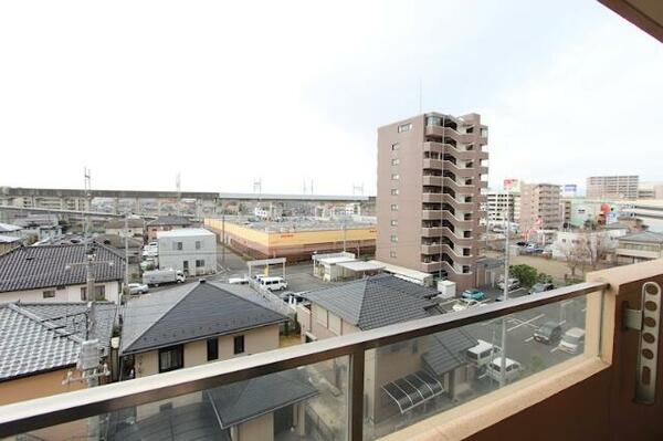 apartment 埼玉県熊谷市銀座２丁目
地図を見る