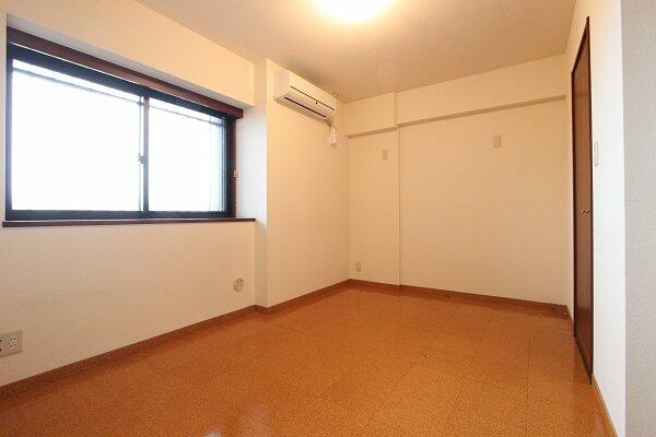 apartment 埼玉県熊谷市銀座２丁目
地図を見る