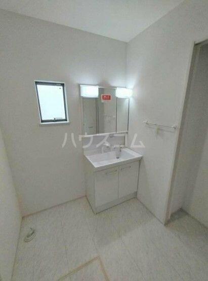 detached 東京都練馬区大泉学園町８丁目

地図を見る