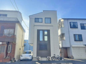 埼玉県川口市青木３丁目