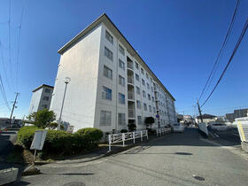 ローレルハイツ三木２号棟