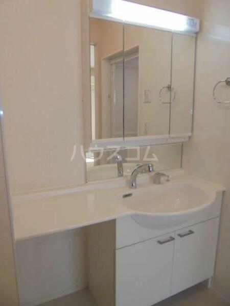 detached 東京都府中市白糸台１丁目

地図を見る