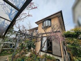兵庫県川西市緑が丘２丁目