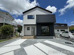 兵庫県三木市自由が丘本町２丁目
