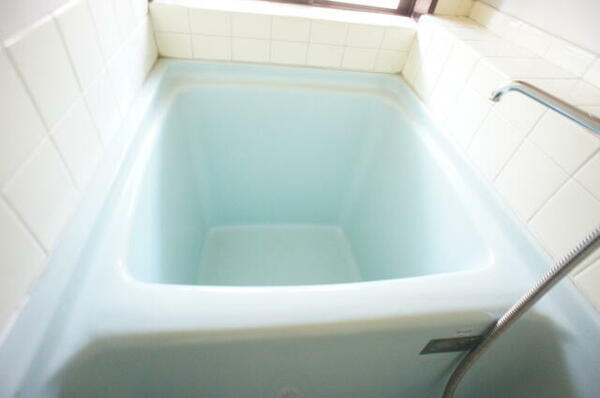 画像6:バストイレ別！湯船につかることで日頃の疲れを癒せます♪