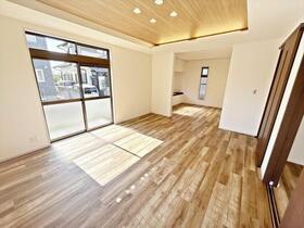 滋賀県近江八幡市丸の内町