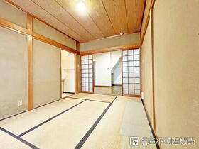 京都府京都市右京区嵯峨広沢池下町