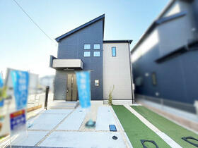 東京都三鷹市上連雀６丁目