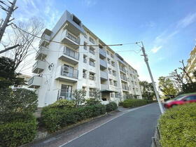 グリーンヒル光善寺住宅 1号棟