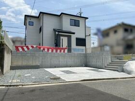 兵庫県川辺郡猪名川町伏見台３丁目