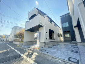 東京都足立区花畑７丁目