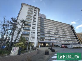 ローレルハイツ南福岡三号棟