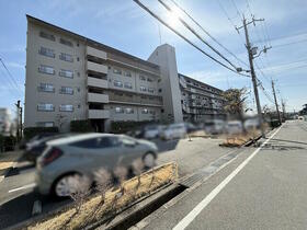 ニューセンバハイツ