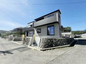 兵庫県宝塚市中山五月台１丁目