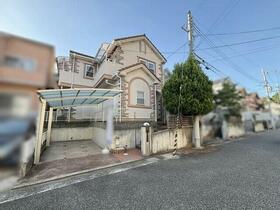 兵庫県川西市清和台東4丁目