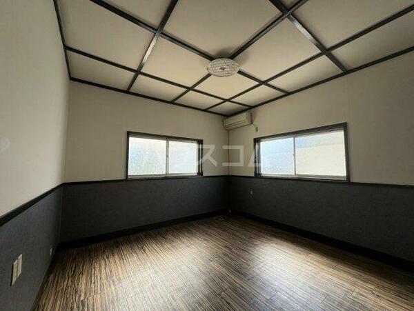 detached 東京都立川市上砂町１丁目

地図を見る