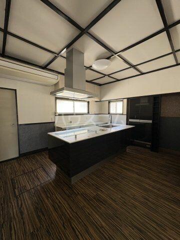 detached 東京都立川市上砂町１丁目

地図を見る