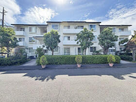 エステート鶴牧５−３７