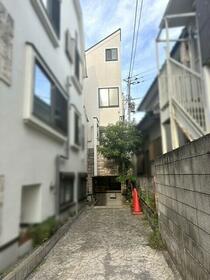 東京都世田谷区上馬４丁目