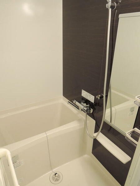 画像5:★浴室乾燥機付きのバスルーム★
