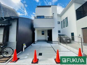 京都府京都市右京区西京極大門町