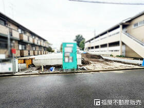 東京都三鷹市大沢１丁目