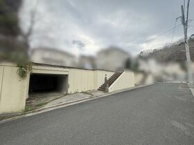 兵庫県川辺郡猪名川町つつじが丘4丁目