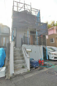 東京都多摩市連光寺１丁目