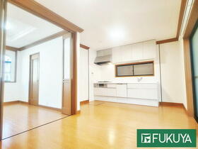 京都府宇治市木幡御園