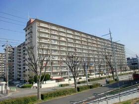 ローレルハイツ茨木総持寺２号棟