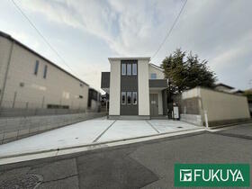 大阪府堺市西区浜寺諏訪森町東３丁