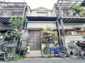 東京都荒川区南千住１丁目