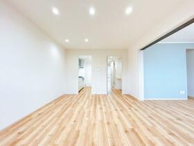 メゾンドルチェ十七番館