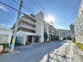 ルネ　ファンタグラーレ府中是政