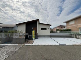 兵庫県三田市富士が丘６丁目