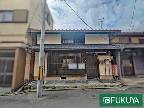 京都府京都市上京区大宮通西裏芦山寺上る２丁目竪社南半町