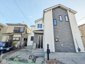 東京都足立区東伊興３丁目