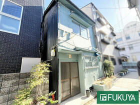 大阪府大阪市港区南市岡２丁目