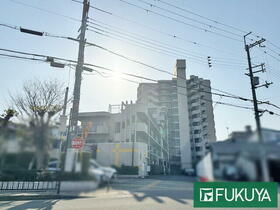 伊丹レックスマンション