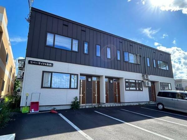 リバーサイド８条西 C1｜北海道旭川市八条西４丁目(賃貸アパート1LDK・1階・41.56㎡)の写真 その1