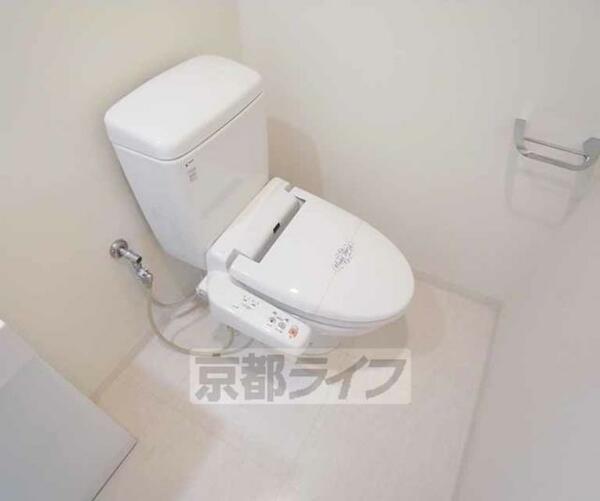 画像7:ウォシュレットトイレです。