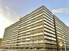 ローレルスクエア八尾ミッド