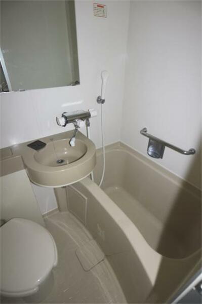画像6:バスルームです♪※同タイプ他部屋の写真です。現況優先とします。