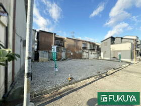 大阪府和泉市富秋町１丁目