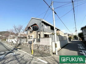 大阪府箕面市箕面４丁目