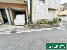 京都府宇治市小倉町山際