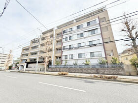 ライオンズ府中武蔵野台