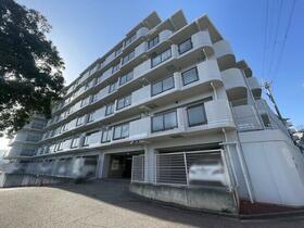 サザンヒルズ学園前１番館