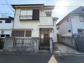 東京都三鷹市大沢５丁目